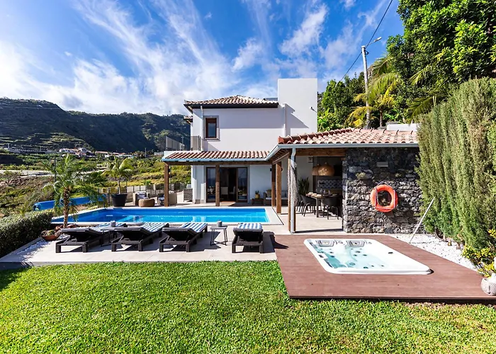 Galvão House Experience